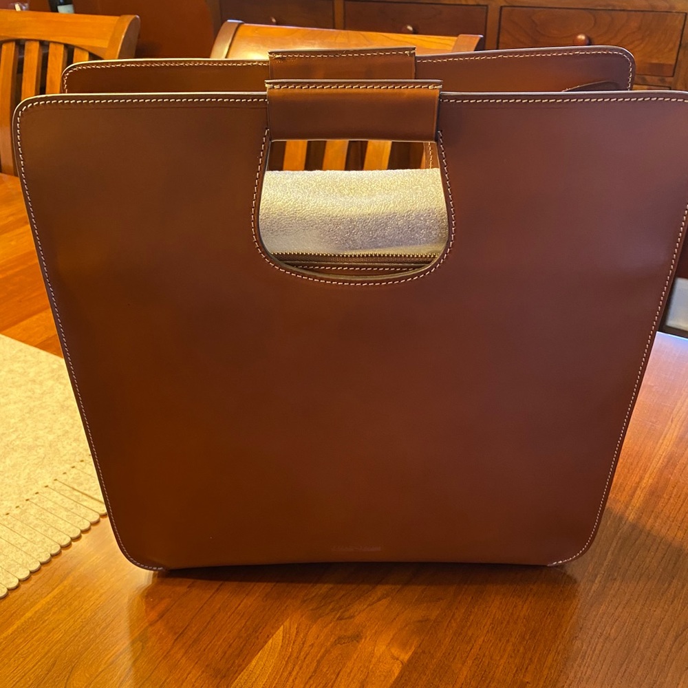 Dooney & Bourke Rufina Saddle leather new, unused